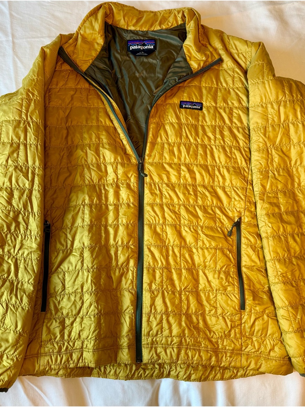 Patagonia Yellow Men's Quilted Packable Puffer Jacket